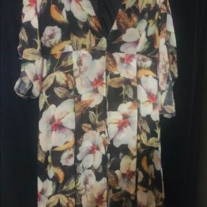 Floral romper with long back